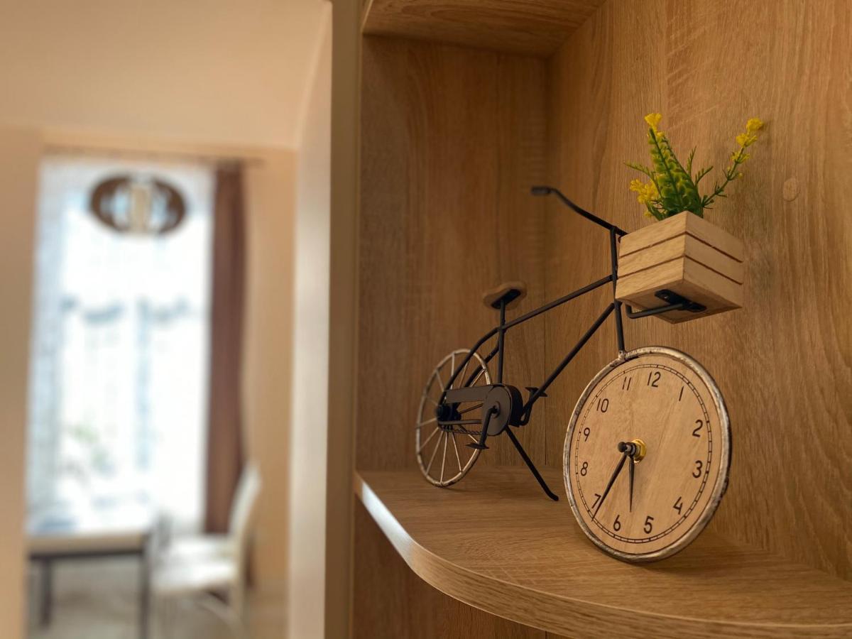 Opera House Apartment ลวีฟ ภายนอก รูปภาพ